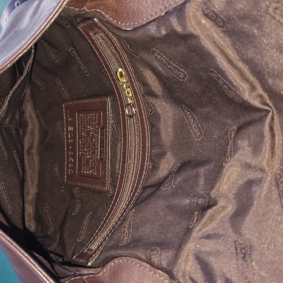 Coach 9592 - Picture 6 of 12